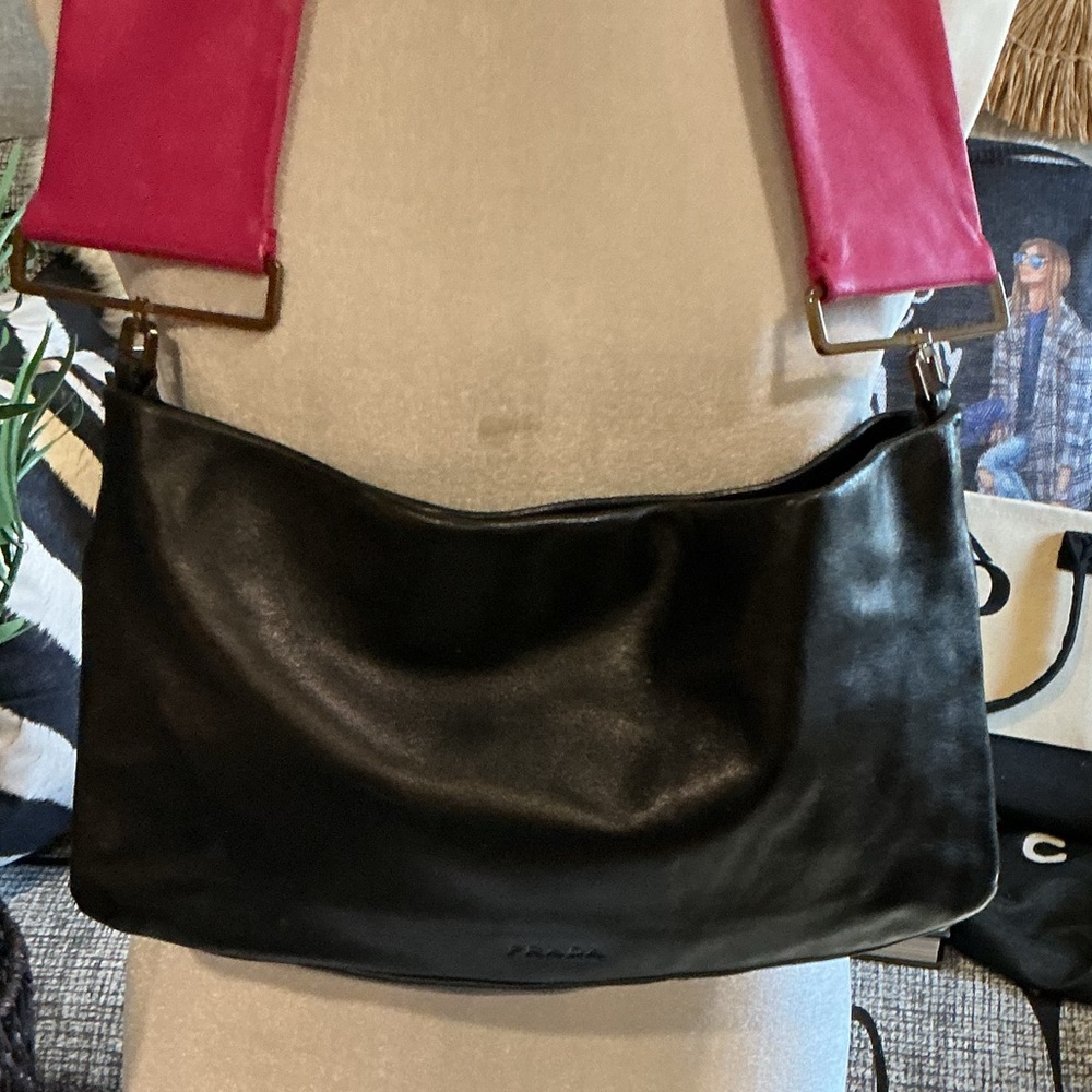 Vintage 2001 Prada Black and Pink Shoulder Bag